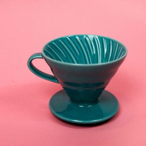 Керамическая воронка для заваривания кофе Hario V60 цвет тиффани
